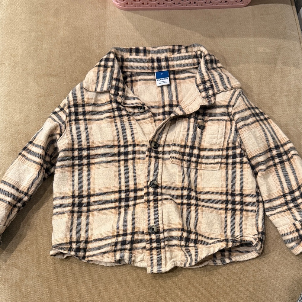 Old Navy Toddler Boys Plaid Button Up in Cream and Black